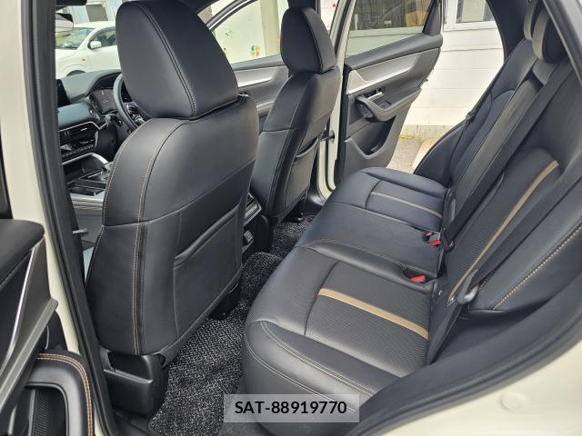 Mazda CX-60 2023-08 8283688-7
