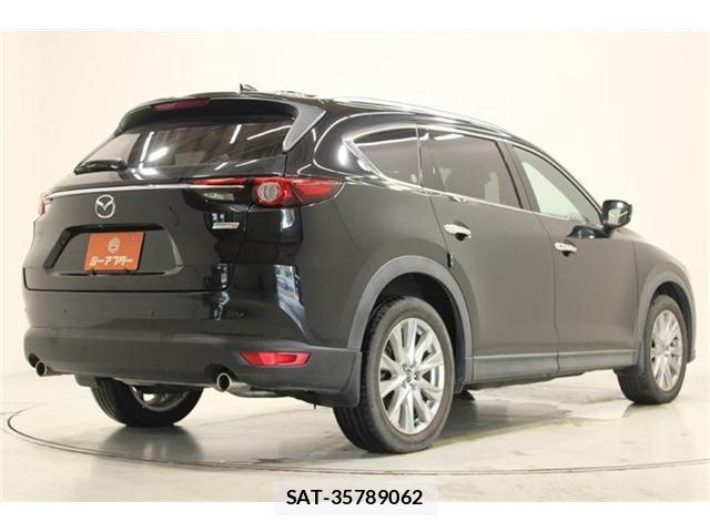 Mazda CX-8 2018-04 8277349-12