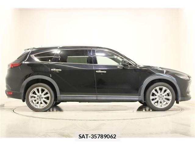 Mazda CX-8 2018-04 8277349-13