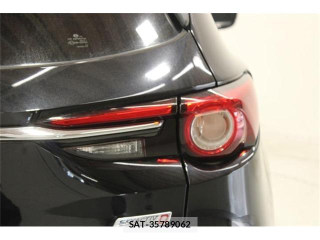 Mazda CX-8 2018-04 8277349-18