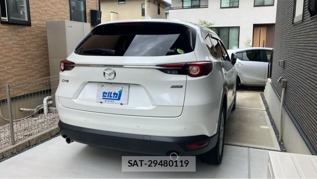 Mazda CX-8 2018-04 8281286-12