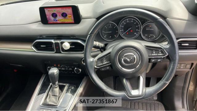 Mazda CX-8 2018-04 8282149-16