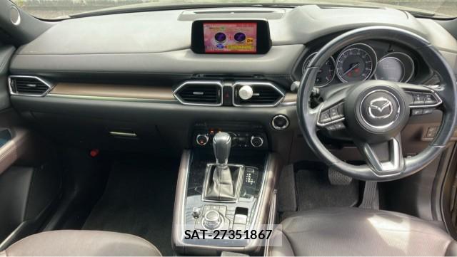 Mazda CX-8 2018-04 8282149-2