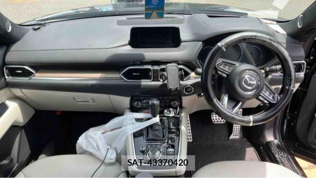 Mazda CX-8 2018-11 8282269-2
