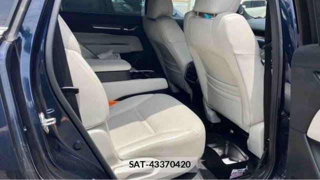 Mazda CX-8 2018-11 8282269-6