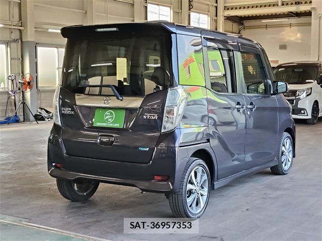 Nissan DAYZ ROOX 2014-07 8280841-1
