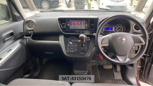 Nissan DAYZ ROOX 2014-12 8281591-2