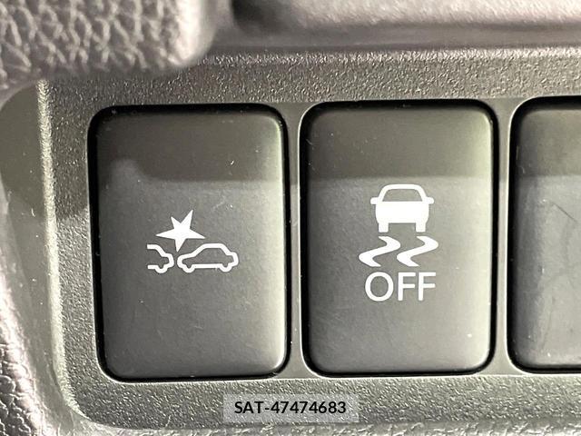 Nissan DAYZ ROOX 2017-02 8281780-5