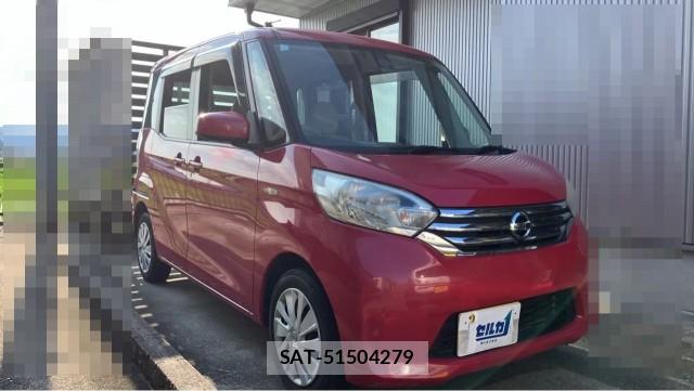 Nissan DAYZ ROOX 2015-06 8282408-11
