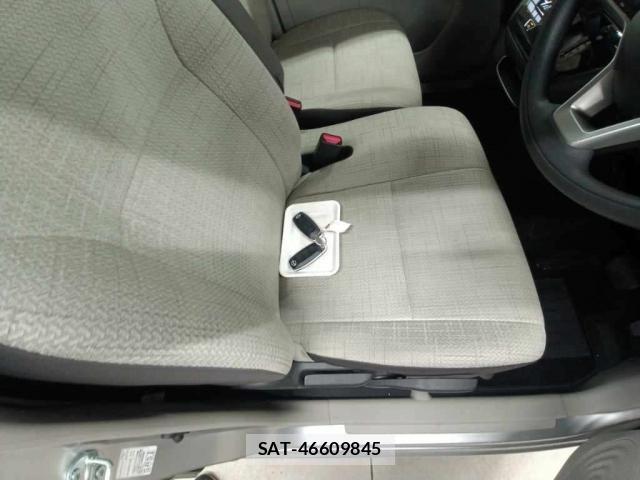 Nissan DAYZ 2025-05 8277922-5