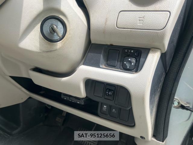 Nissan DAYZ 2017-09 8279541-17