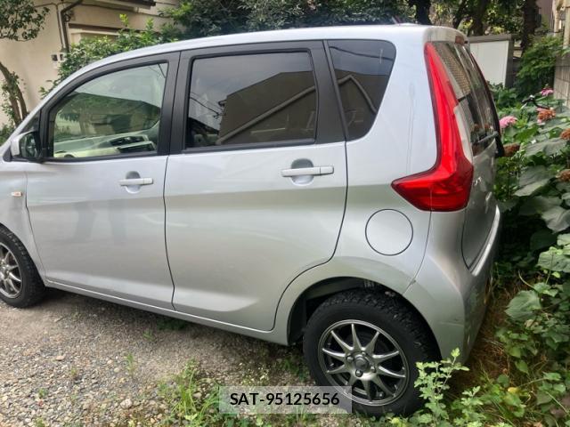 Nissan DAYZ 2017-09 8279541-2