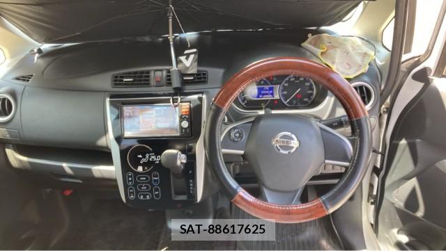 Nissan DAYZ 2013-06 8280696-2