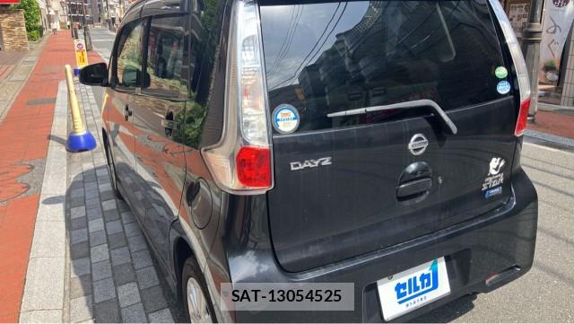 Nissan DAYZ 2015-07 8281644-13