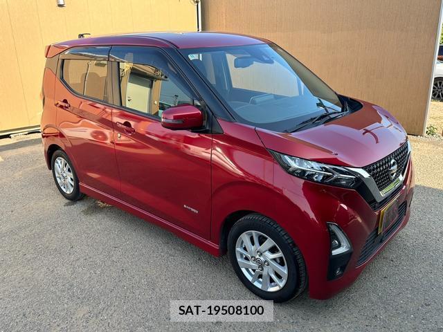 Nissan DAYZ 2020-12 8283204-13