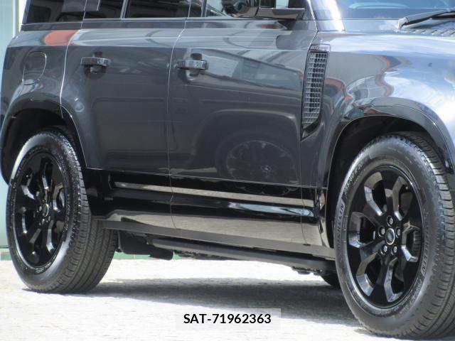 Land Rover DEFENDER 2025-09 8280251-4
