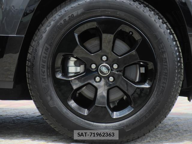 Land Rover DEFENDER 2025-09 8280251-5