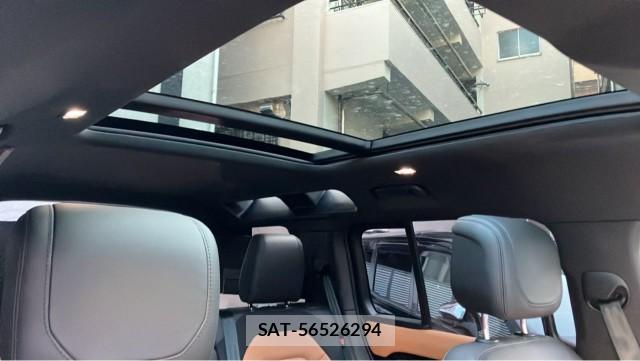 Land Rover DEFENDER 2023-03 8280582-15