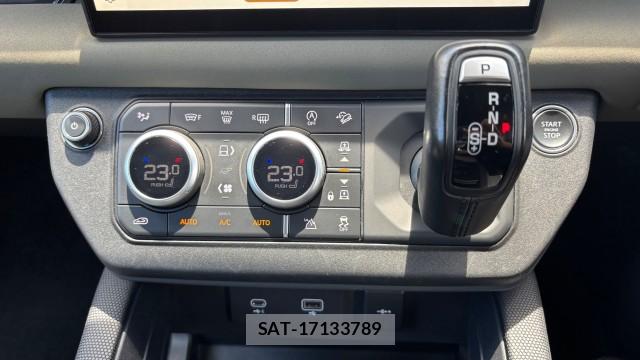 Land Rover DEFENDER 2021-10 8280873-13