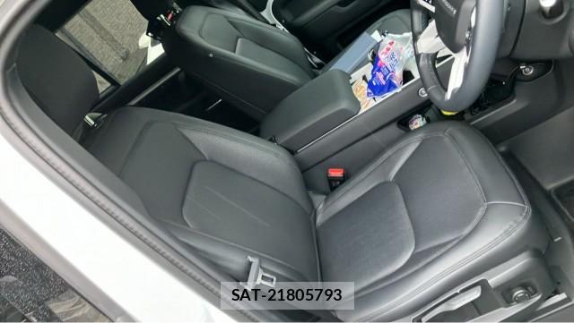 Land Rover DEFENDER 2024-12 8281057-5