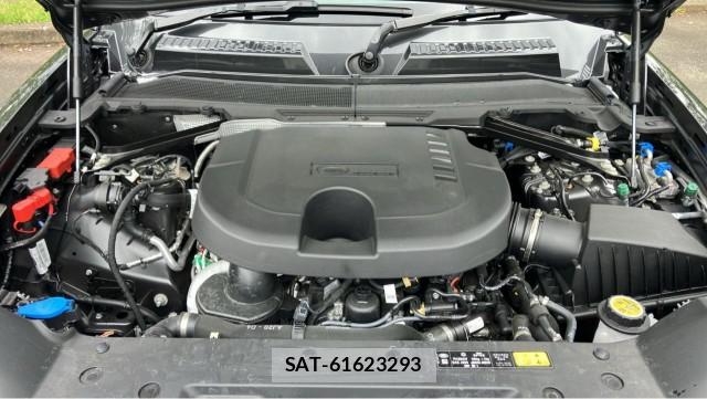 Land Rover DEFENDER 2025-11 8281077-7