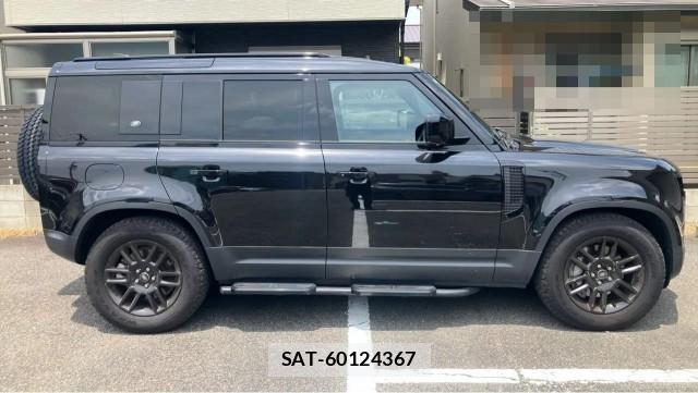 Land Rover DEFENDER 2024-09 8281348-3