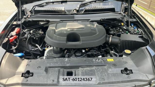 Land Rover DEFENDER 2024-09 8281348-7