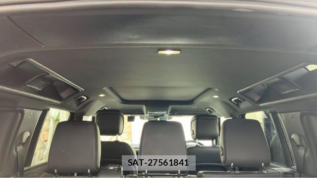 Land Rover DEFENDER 2023-12 8281745-15