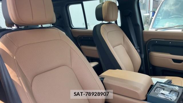 Land Rover DEFENDER 2025-06 8281811-5