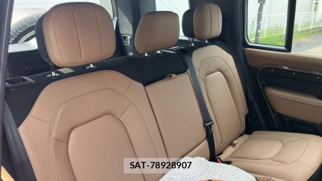 Land Rover DEFENDER 2025-06 8281811-6