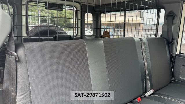 Land Rover DEFENDER 2004-07 8282212-5