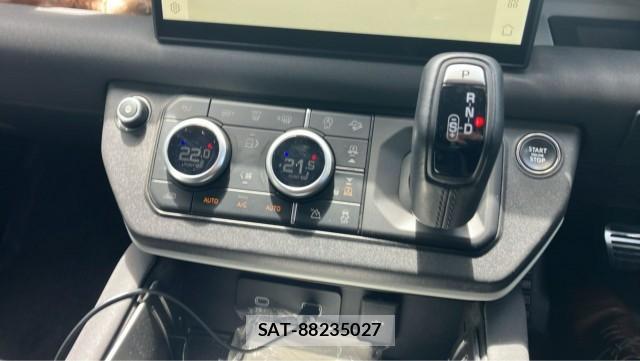 Land Rover DEFENDER 2023-06 8282225-14