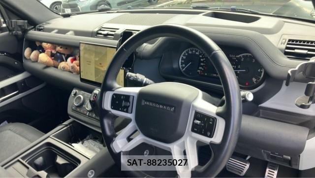 Land Rover DEFENDER 2023-06 8282225-2