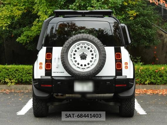 Land Rover DEFENDER 2025-08 8282274-1
