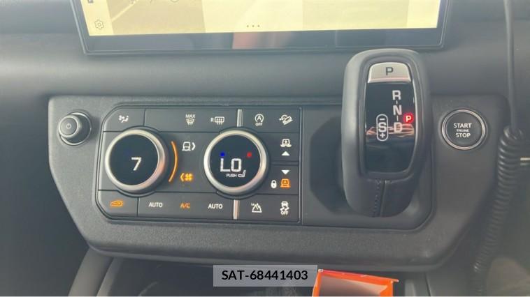 Land Rover DEFENDER 2025-08 8282274-14