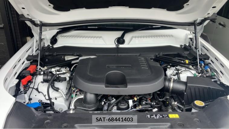 Land Rover DEFENDER 2025-08 8282274-7