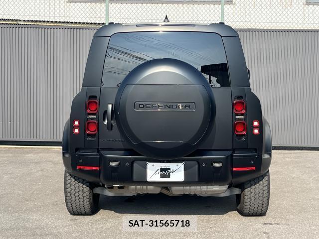 Land Rover DEFENDER 2023-11 8283384-2