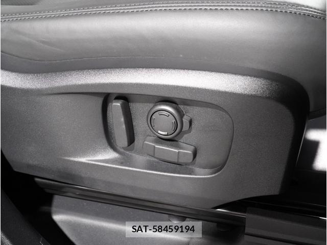 Land Rover DEFENDER 2025-07 8284477-17
