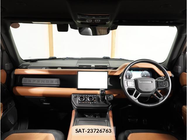 Land Rover DEFENDER 2023-08 8284481-1