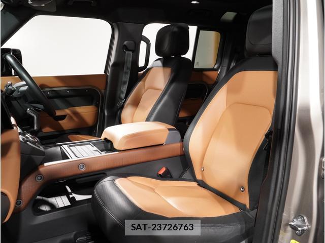 Land Rover DEFENDER 2023-08 8284481-19