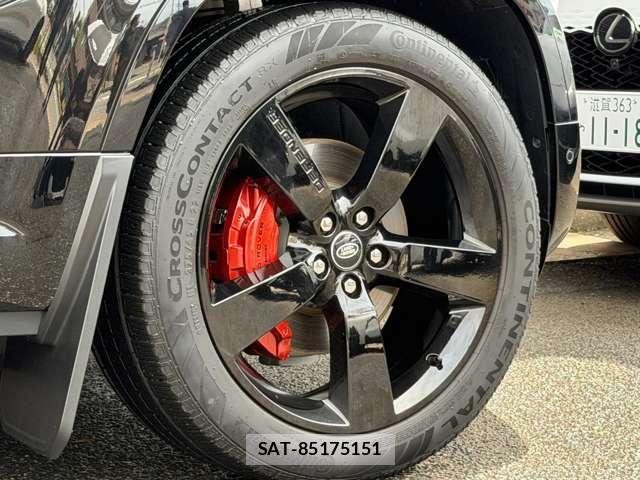 Land Rover DEFENDER 2024-03 8285256-10