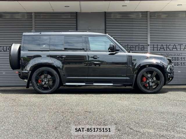 Land Rover DEFENDER 2024-03 8285256-12