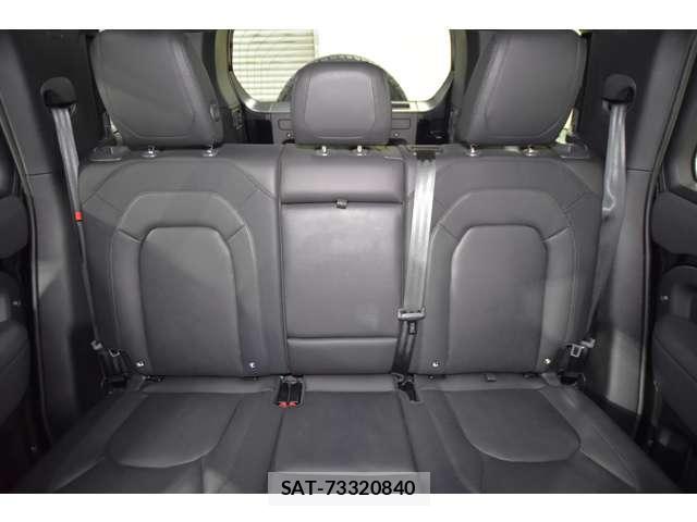 Land Rover DEFENDER 2023-07 8285784-14