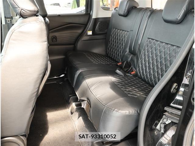 Mitsubishi DELICA 2023-12 8279095-15