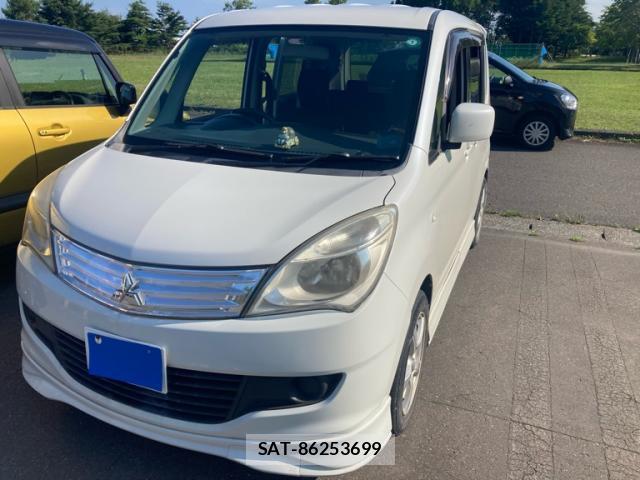 Mitsubishi DELICA 2013-07 8279597-1