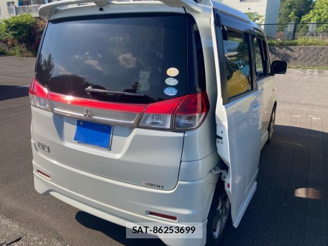 Mitsubishi DELICA 2013-07 8279597-3