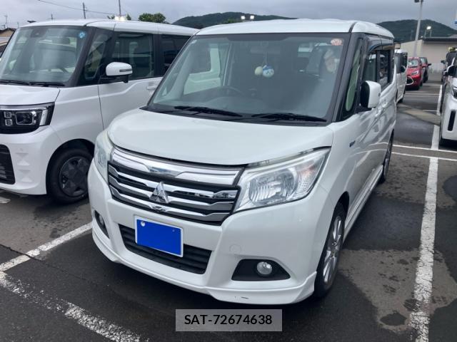 Mitsubishi DELICA 2016-09 8279675-0