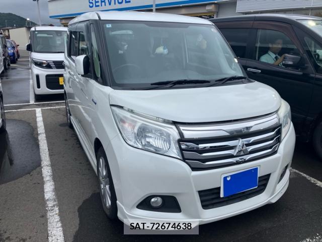 Mitsubishi DELICA 2016-09 8279675-1