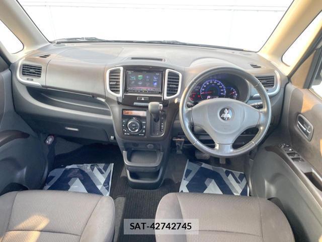 Mitsubishi DELICA 2013-10 8282703-1