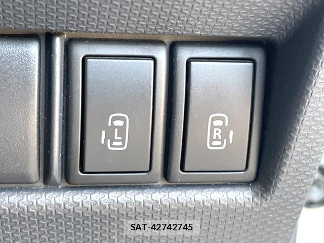 Mitsubishi DELICA 2013-10 8282703-3
